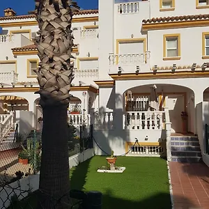  Сasa de vacaciones Lujoso Adosado De Tres En Playa A 200 Metros Del Mar
